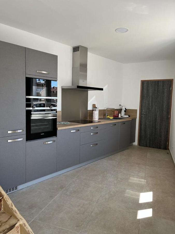 Superbe Maison De Ville, Renovee A 15 Min De Lyon Saint-Symphorien-d'Ozon Екстер'єр фото